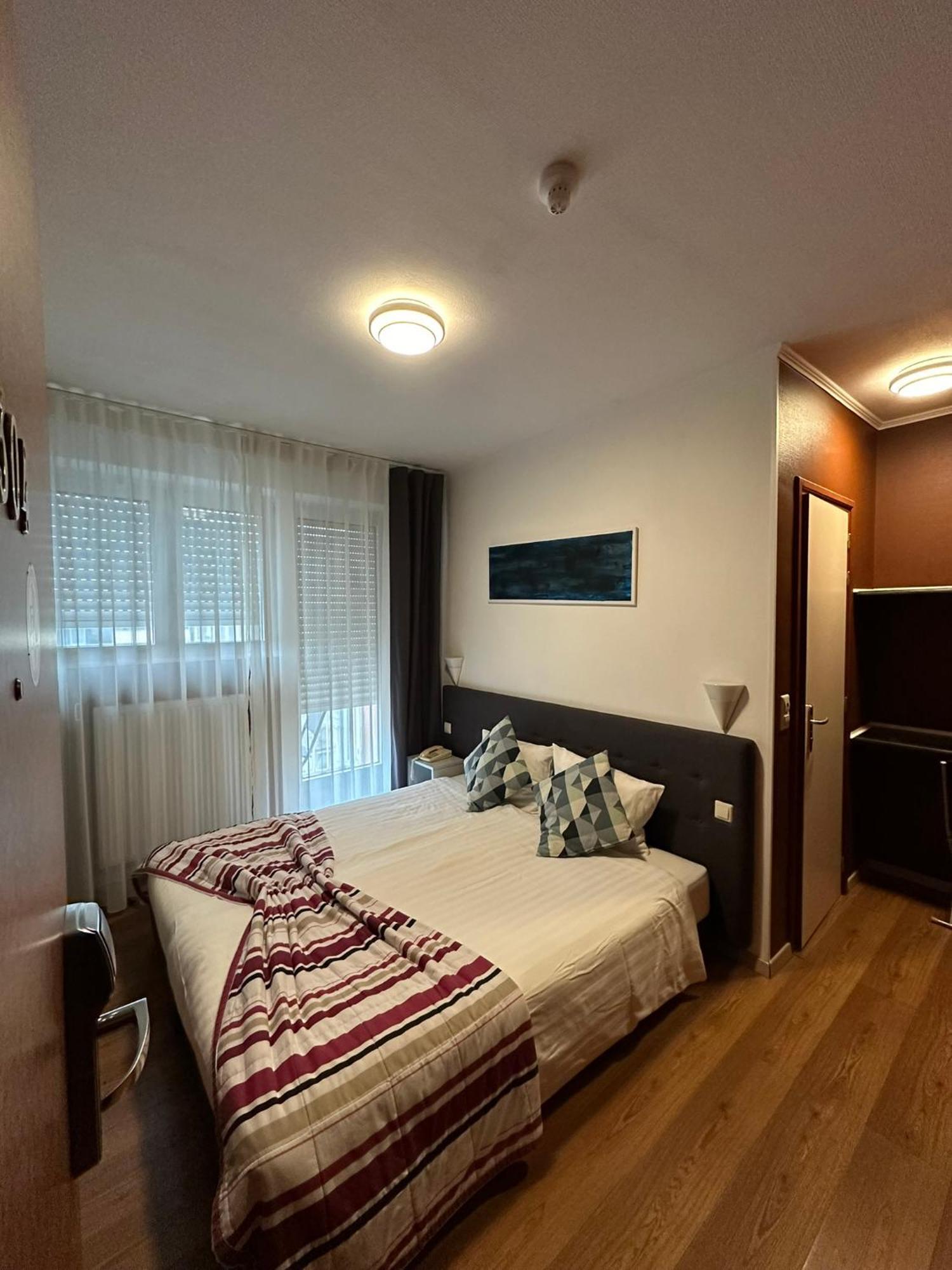 Yasha Hotel Luksemburg Zewnętrze zdjęcie